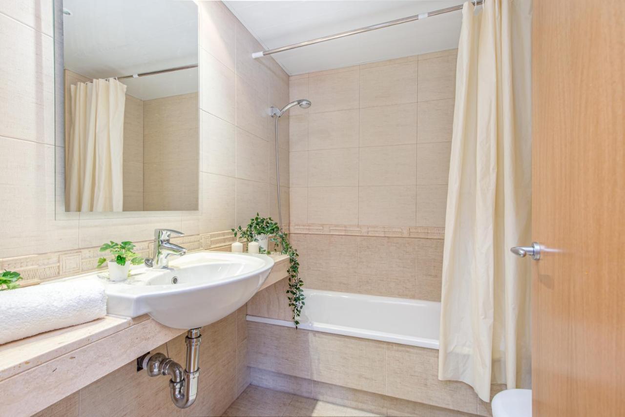 Confort Apartment Roses Ngoại thất bức ảnh